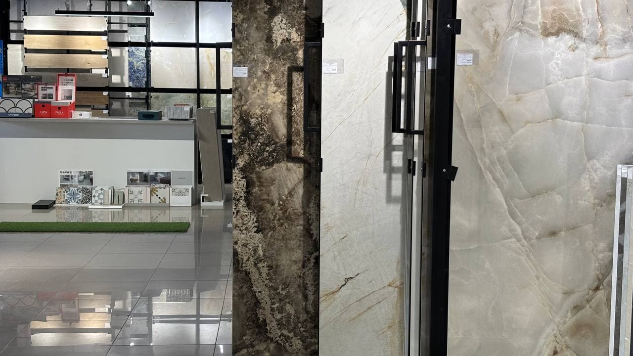 Напольный керамогранит крупного формата